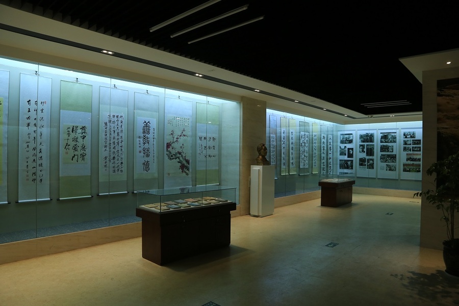 稷山縣姚奠中藝術館特邀作品展示區.JPG